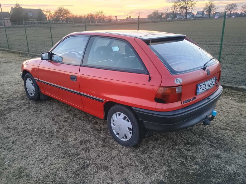 Opel Astra F 1994r 1,7D 57KM Wspomaganie Hak