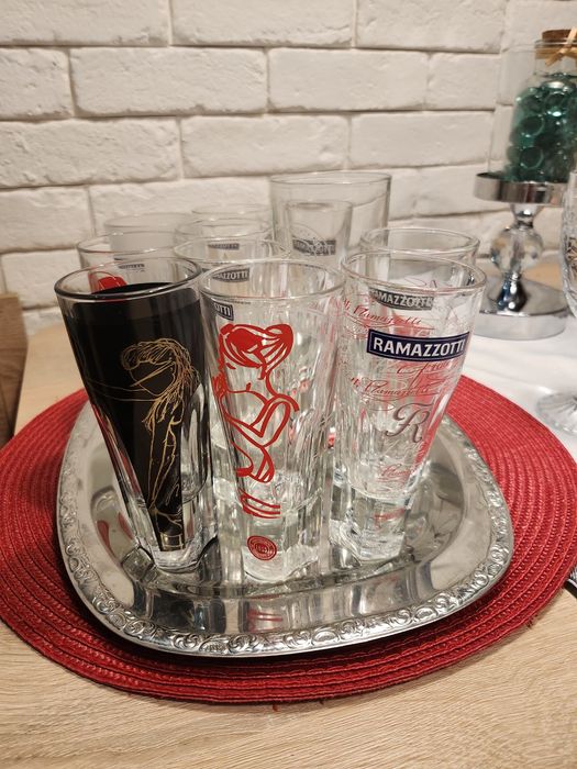 Duży zestaw kolekcjonerski Aperitif Ramazzotti plus taca gratis Tanio