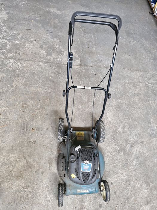 Kosiarka Makita PLM5120