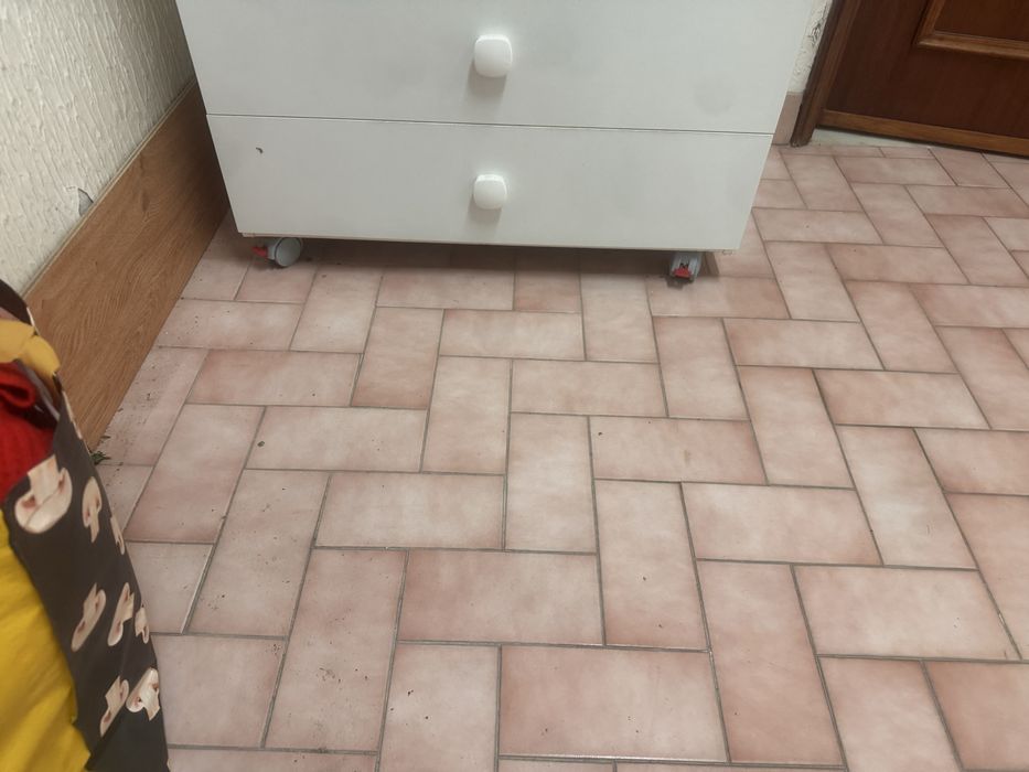 Movel com banheira de bebé