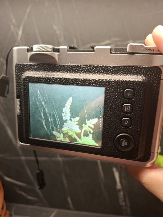 Instax mini evo z pokrowcem