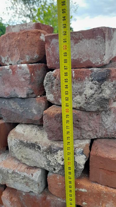 Czysta cegła poniemiecka z rozbiórki, połówki