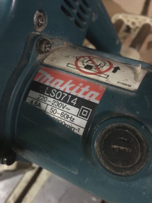 Ukośnica Makita + stół