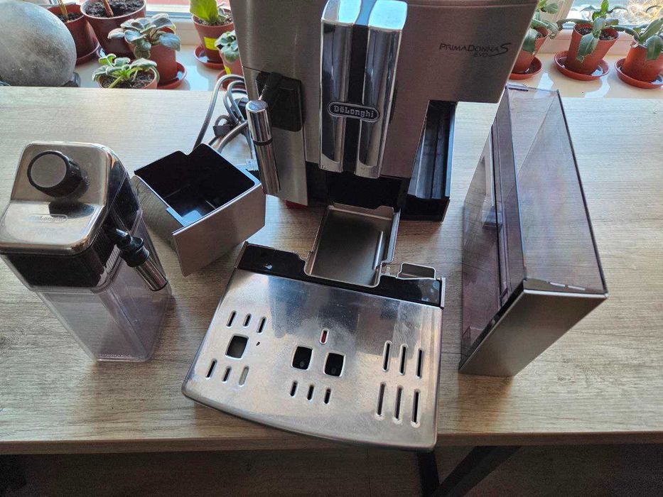 Кавомашина DELONGHI PrimaDonna