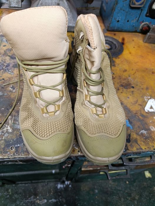 Продам берцы 45р