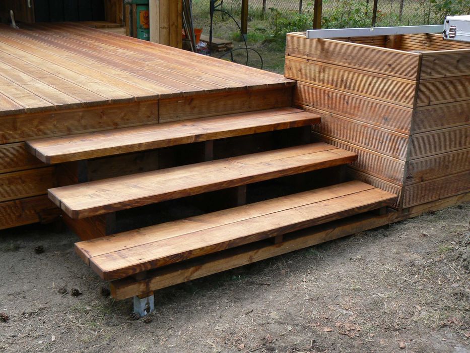 deski modrzewiowe na stopnie, stopnie, deski na pomost, ścieżki