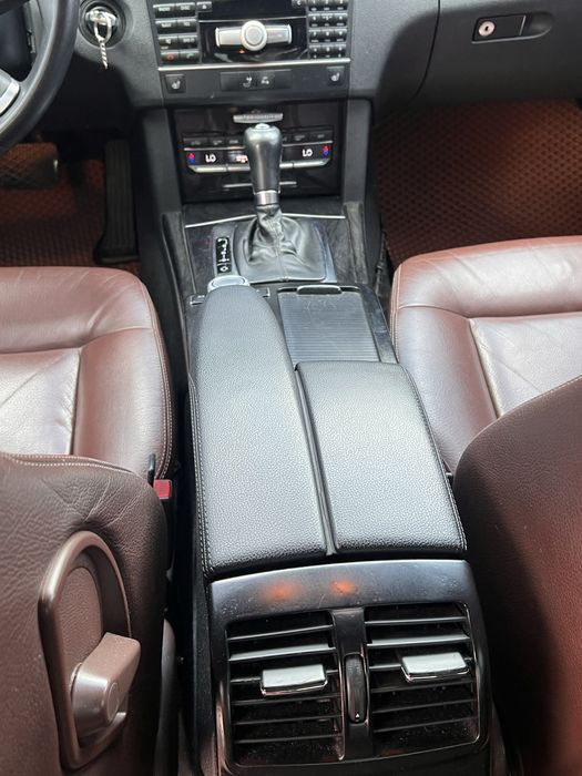 Mercedes-benz Е212    2.2 дизель  2011р