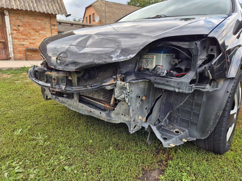 Nissan Primera P12 1.8 бензин/газ, 2006 р. — під відновлення