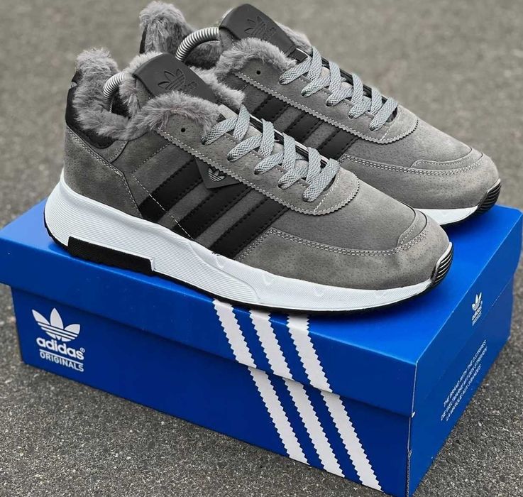 Зимние мужские кроссовки Адидас замшевые на меху серые Adidas