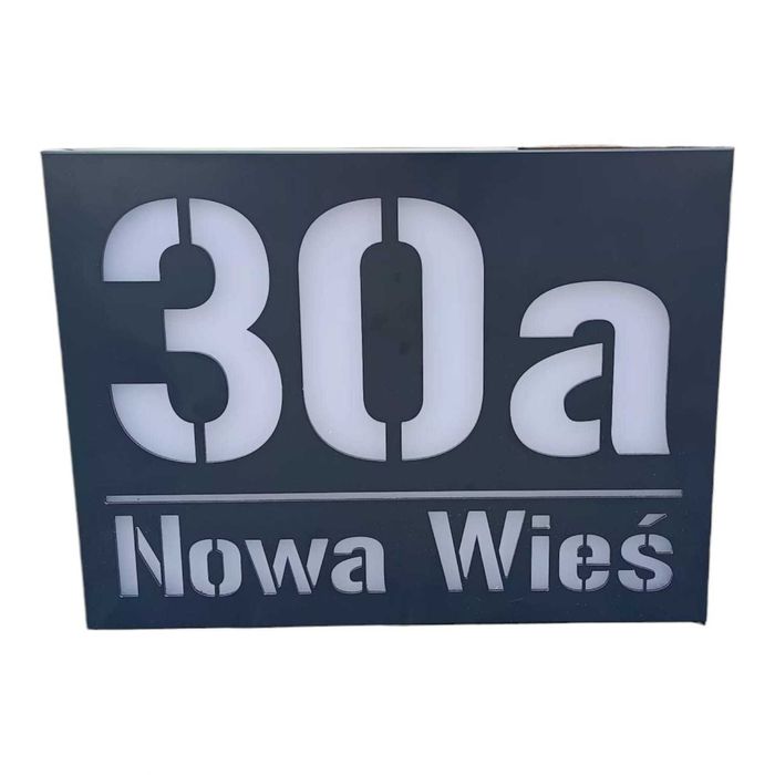 Tablica adresowa LED z czujnikiem zmierzchu – 40 × 30 cm