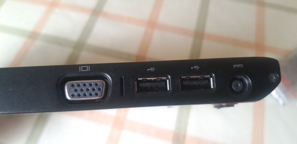 Ноутбук Делл Dell vostro 150