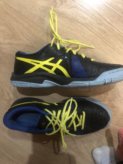Кросівки ASICS жіночі б/у