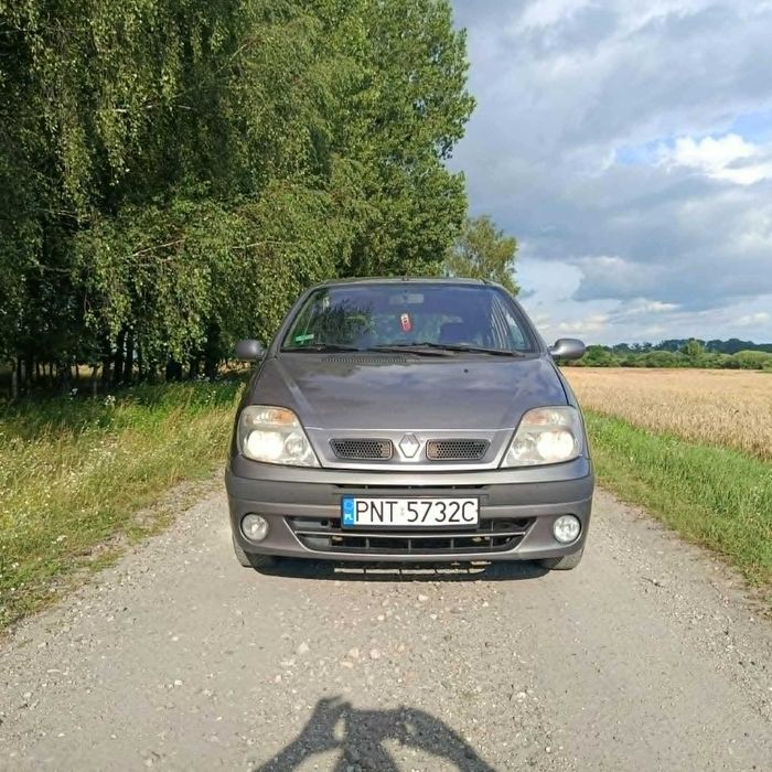 Sprzedam Renault scenic 1.6 16v