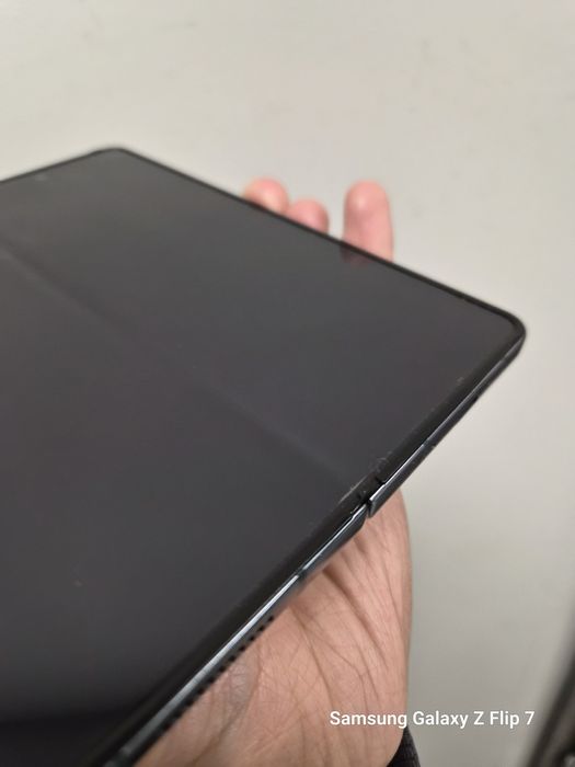 Samsung Galaxy Z Fold 4