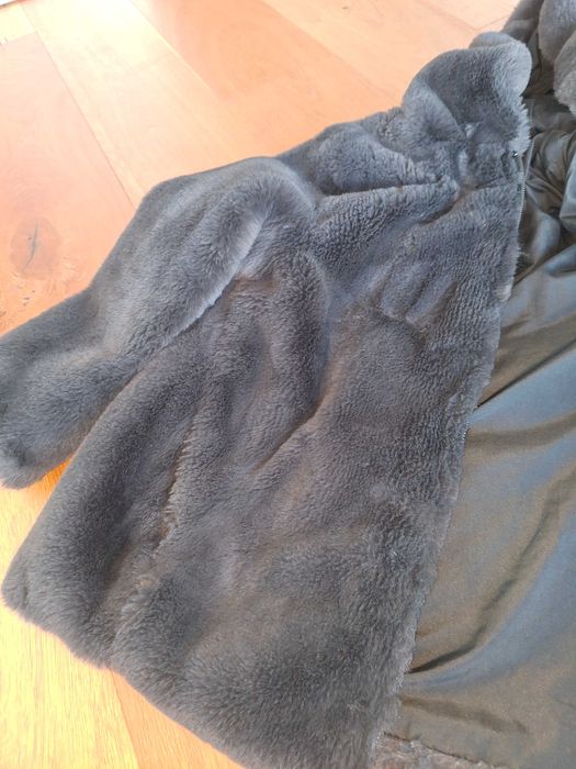 Casaco felpudo preto da Zara