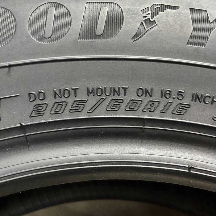 205/60 R16 GOODYEAR ICE NAVI 8 7mm Розпаровка/комплект зима бу