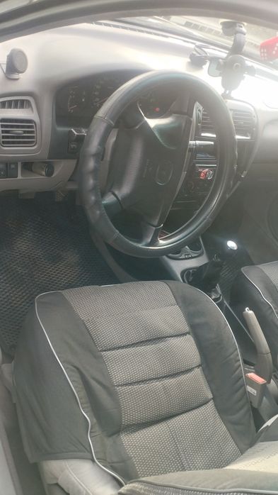 Мазда 626 GF.1.8.2000 рік