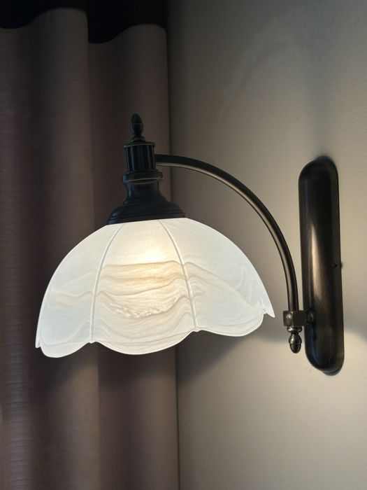 Sprzedam żyrandol i kinkiety