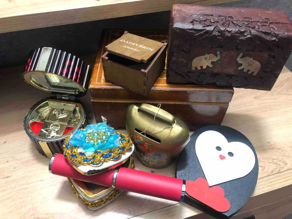 подарки та щкатулочки