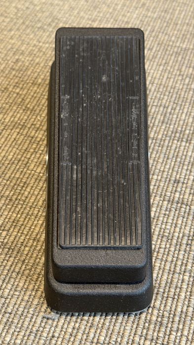 Cry Baby Jim Dunlop