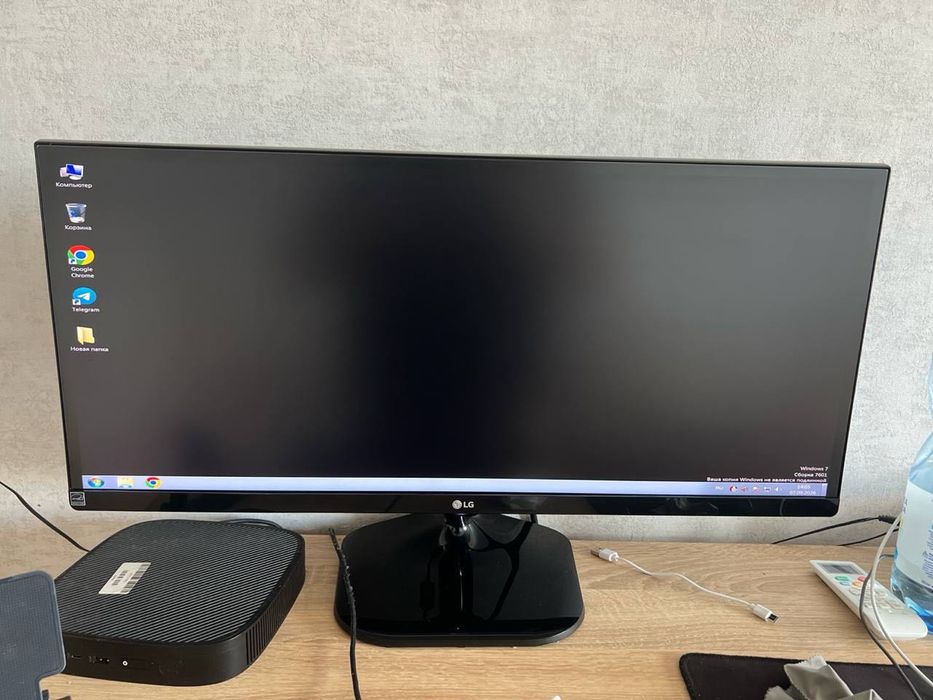 Монітор LG 29UM51 29" UltraWide IPS 21:9