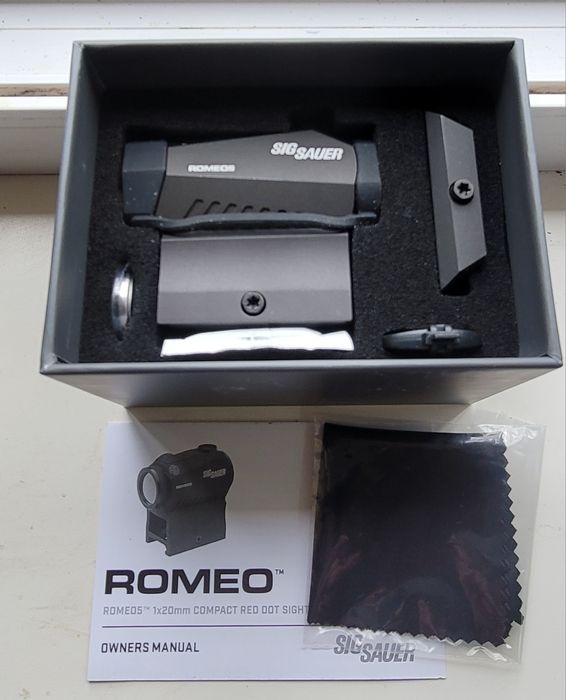 Коллиматорный прицел оригинал Sig Sauer Optics Romeo 5 (SOR52001)