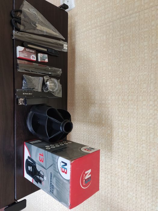 Органайзер для канцелярії