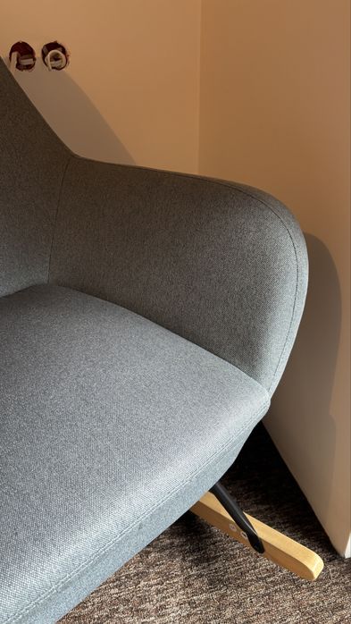 Fotel bujany Jysk NEBEL