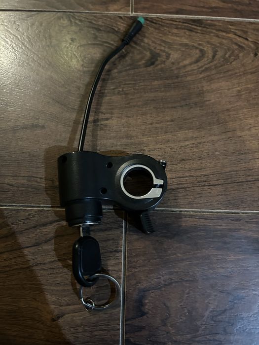 Manetka ze stacyjką do kukirina g2max