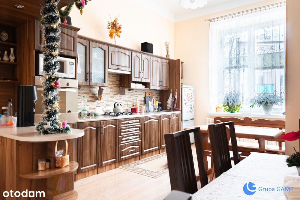 4 -pok. 70m2 *Chrzanów-Centrum* kamienica