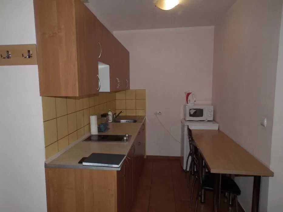 Pokoje dla pracowników na al Warszawskiej 105