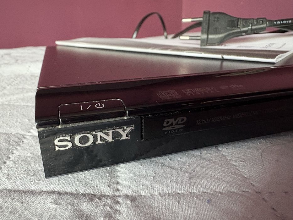 Odtwarzacz DVD SONY DVP-SR100