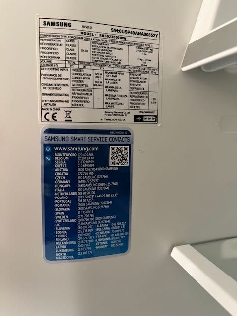 Frigorífico Combinado SAMSUNG (No Frost - 178 cm - 311 L - Branco)
