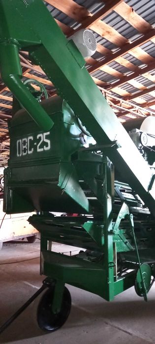 ОВС-25 очисник вороху самопересувний