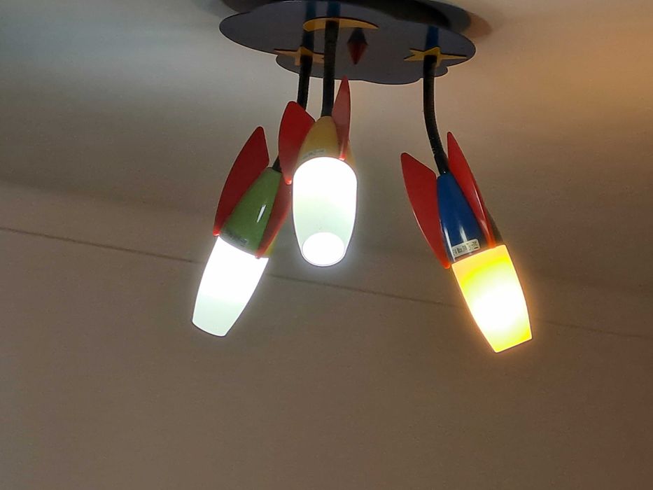 Candeeiros de criança
