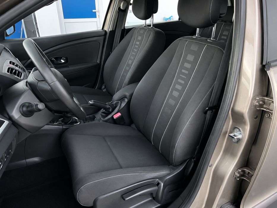 Renault megane breack sport tourer 1.5 dci 110cv 6v versao Limited
