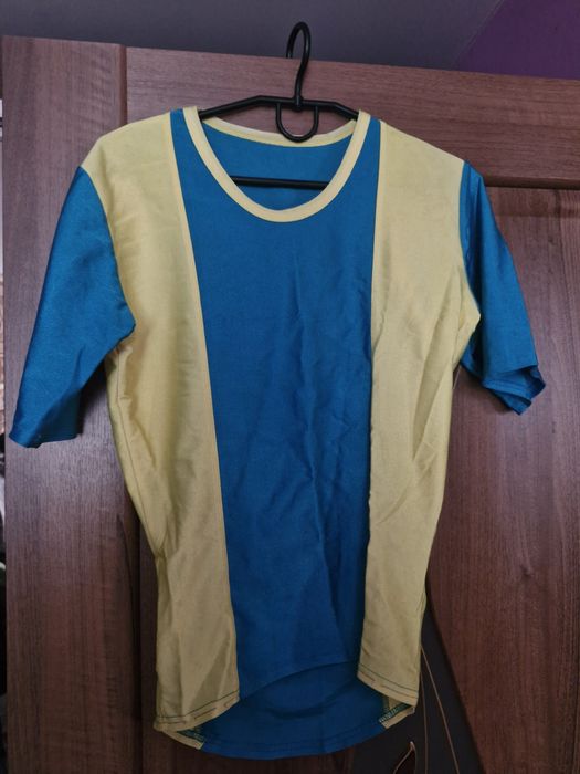 Футболка спортивна