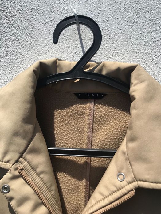 Casaco de senhora impermeável