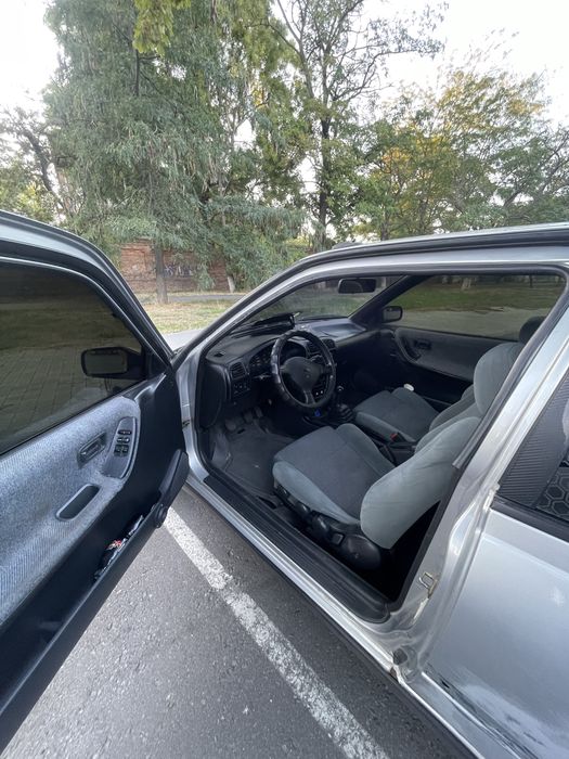 Nissan Sunny 1.6