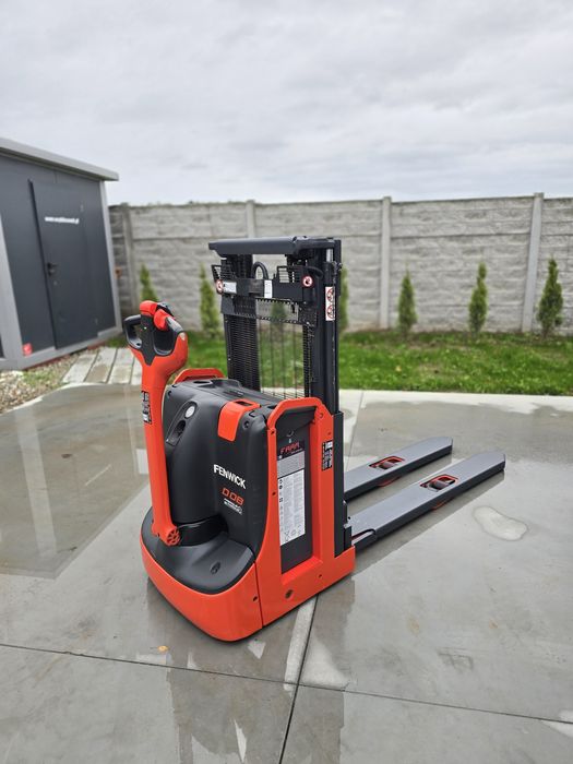 Wózek paletowy masztowy elektryczny Linde D08 długie widly 2018r