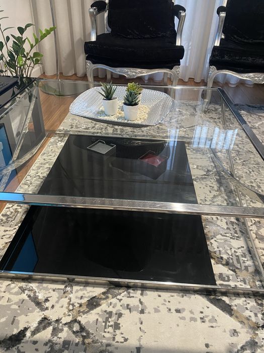 Mesa de centro em vidro