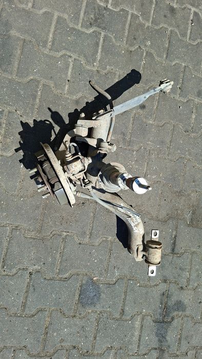 Wahacz Zwrotnica Prawy Tył Honda Civic Vii 1.4