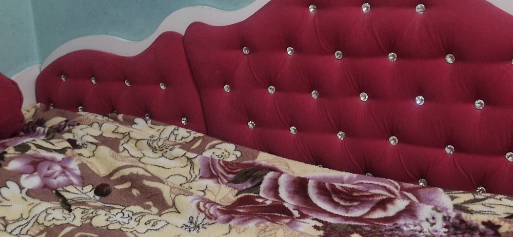 Дитяча кроватка зі стразами! Самовивіз.