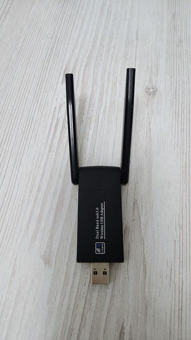 Двохдіапазонний Wi-Fi адаптер