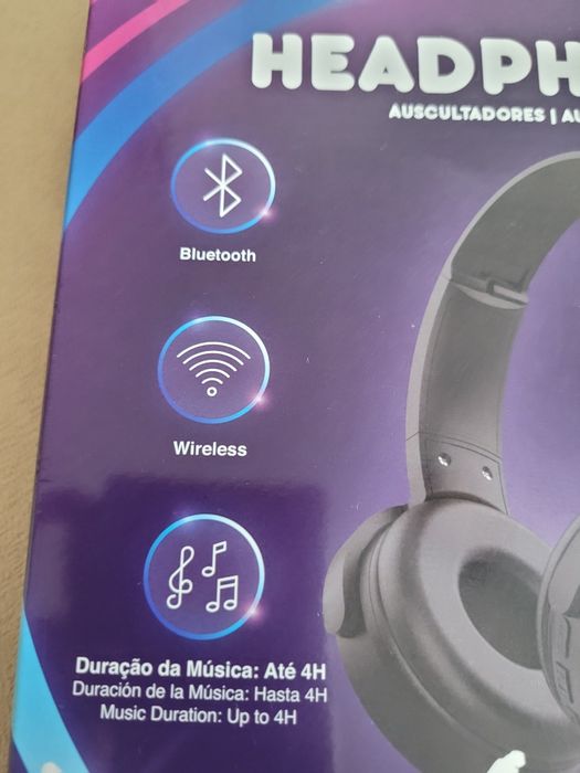 Headphones. novos