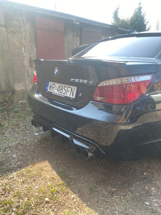 BMW E60 E61 Tylny Dyfuzor Zderzaka 4 Rury M-Pakiet Czarny Połysk