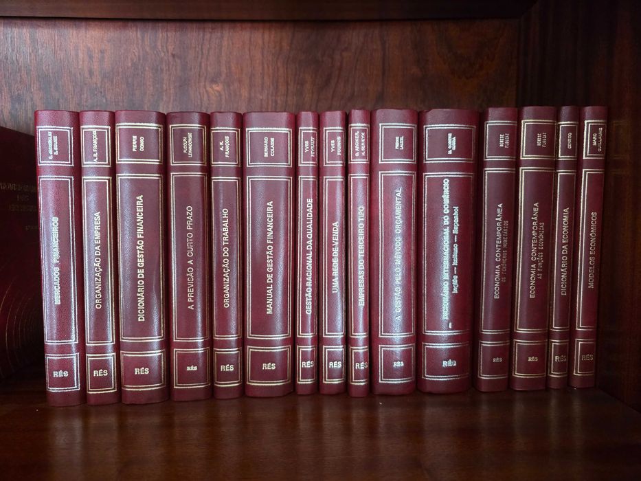 Diversos livros temáticos - gestão