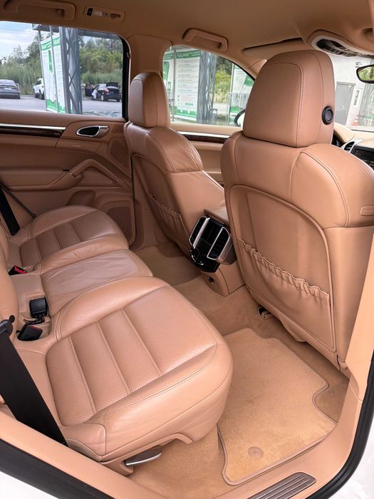 Продам Porsche Cayenne 958 | 3.6 бензин | Без пневмопідвіски