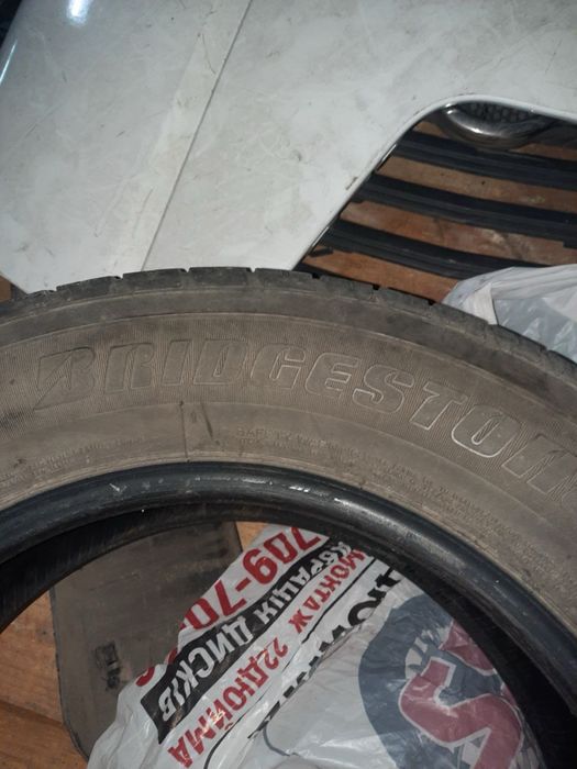 Bridgestone dueler 225/65 r17