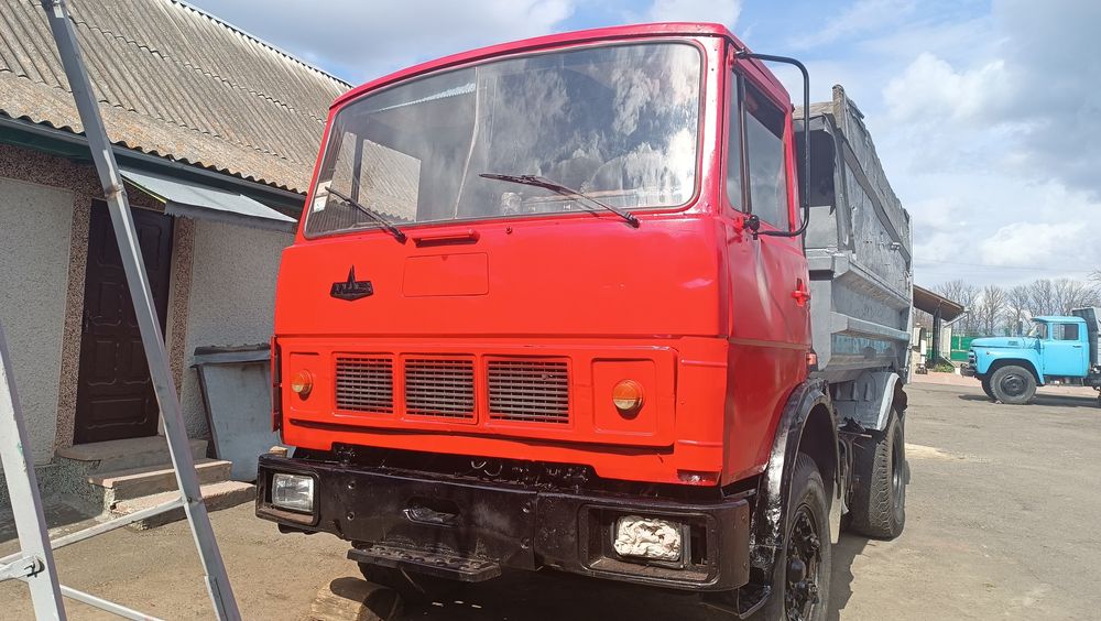 Продам  МАЗ - 5551